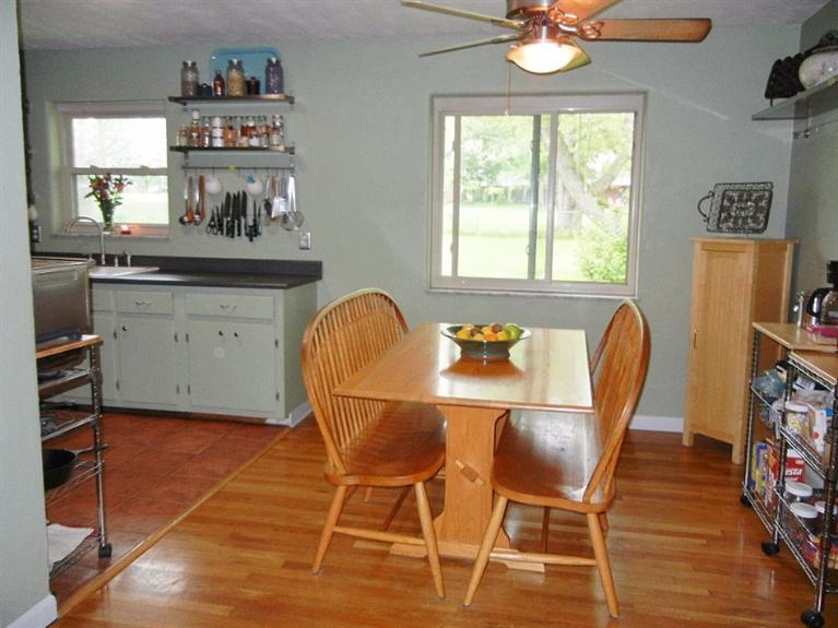 418 N Western Ave, Springfield, OH 45504 photo 7