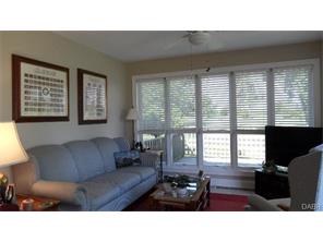715 Edenwood Dr, Springfield, OH 45504 photo 3