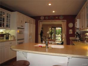 561 Cottingwood Ct, Kettering, OH 45429 photo 7