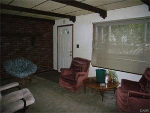 2116 Bataan Dr, Dayton, OH 45420 photo 3