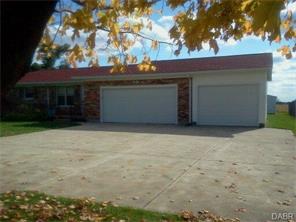 2375 Moorefield Rd, Springfield, OH 45502 photo 6