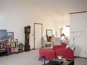 1214 Pheasant Run, Springfield, OH 45503 photo 6