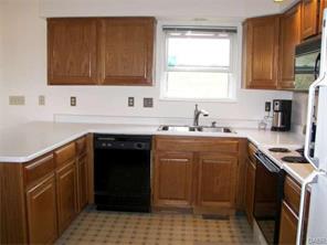 1214 Pheasant Run, Springfield, OH 45503 photo 3