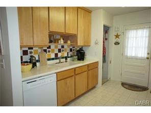 346 Cameron Ct, Cincinnati, OH 45246 photo 4