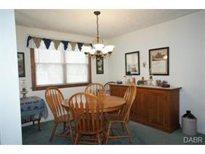 346 Cameron Ct, Cincinnati, OH 45246 photo 6