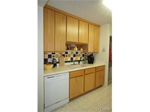 346 Cameron Ct, Cincinnati, OH 45246 photo 5