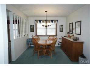 346 Cameron Ct, Cincinnati, OH 45246 photo 3