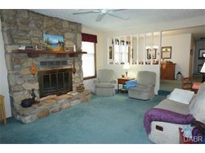 346 Cameron Ct, Cincinnati, OH 45246 photo 2