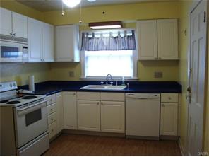 2837 White Oak Dr, Dayton, OH 45420 photo 6