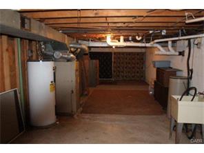 6 Schauer Cir, Medway, OH 45341 photo 7
