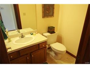 2370 Sieber Trce, Xenia, OH 45385 photo 17