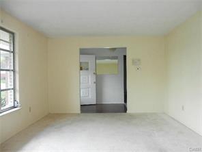 413 Eppington Dr, Dayton, OH 45426 photo 3