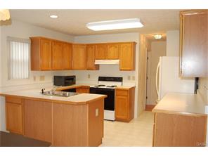 560 Reed Rd, Springboro, OH 45066 photo 7