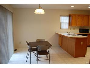 560 Reed Rd, Springboro, OH 45066 photo 6