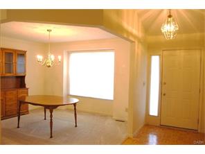 560 Reed Rd, Springboro, OH 45066 photo 3