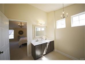 40 Harrison Ct, Springboro, OH 45066 photo 4