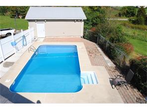 4011 Middle Run Rd, Spring Valley, OH 45370 photo 4