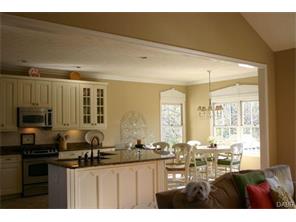 3648 Salinas Cir, Dayton, OH 45440 photo 6