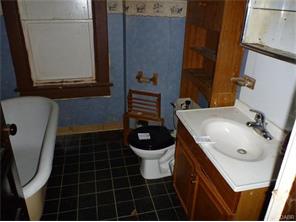 3201 Fourth St, Dayton, OH 45403 photo 9