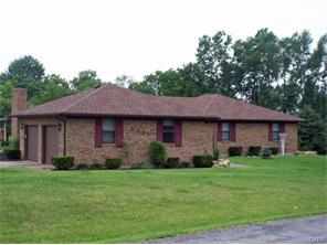 2023 Sundance Dr, Springfield, OH 45502 photo 2