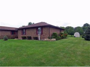 2023 Sundance Dr, Springfield, OH 45502 photo 4