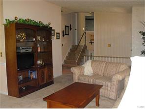 180 Pinecone Dr, Springboro, OH 45066 photo 4