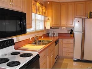 180 Pinecone Dr, Springboro, OH 45066 photo 9