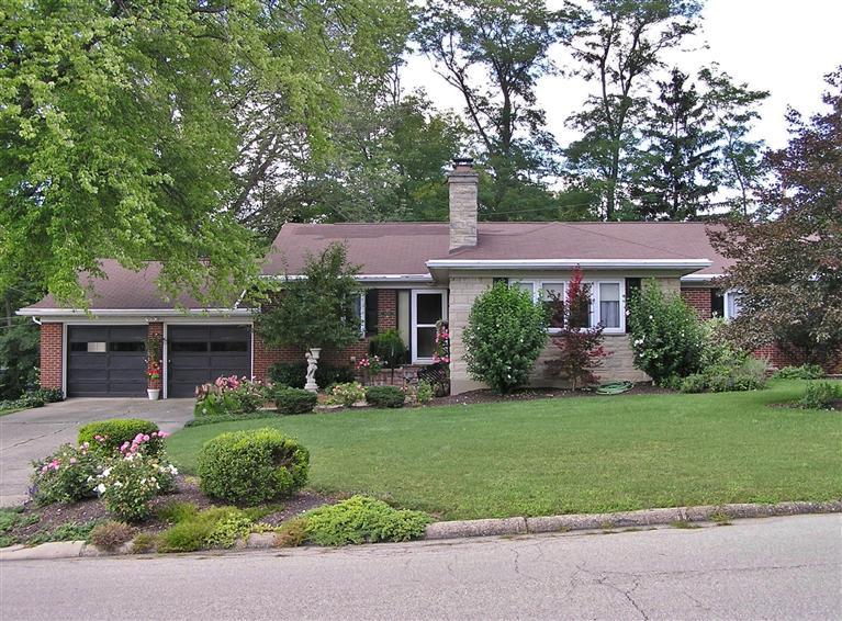 673 Dell Ridge Dr, Dayton, OH 45429 photo 1