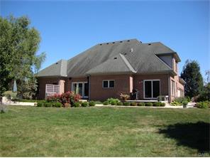 2937 River Edge Cir, Spring Valley, OH 45370 photo 4