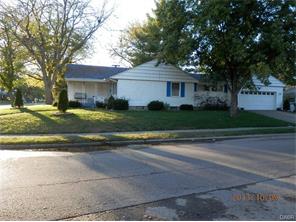 579 Lohnes Dr, Fairborn, OH 45324 photo 1