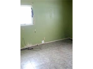 2004 Pompano St, Springfield, OH 45506 photo 2