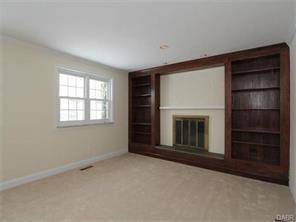 411 Stoneybrook Dr, Dayton, OH 45429 photo 8