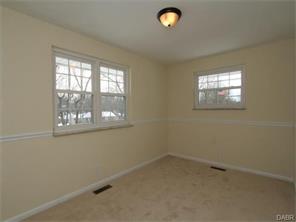 411 Stoneybrook Dr, Dayton, OH 45429 photo 19
