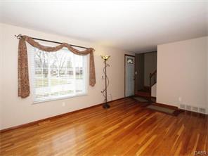 279 Upper Hillside Dr, Bellbrook, OH 45305 photo 3