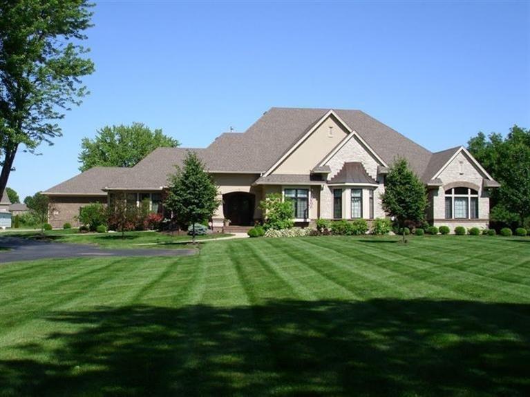9586 Paragon Rd, Dayton, OH 45458 photo 1