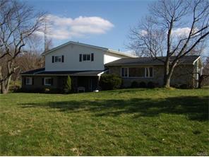 4175 Kitridge Rd, Dayton, OH 45424 photo 1