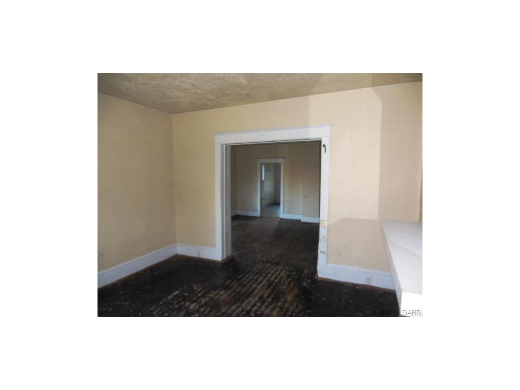 557 Stanton Ave, Springfield, OH 45503 photo 7