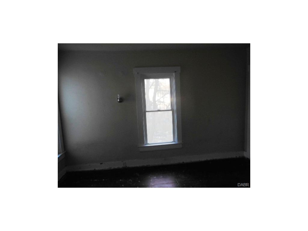 557 Stanton Ave, Springfield, OH 45503 photo 12