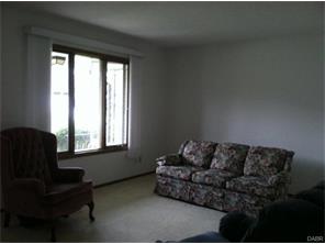 535 Archer Ln, Springfield, OH 45503 photo 2