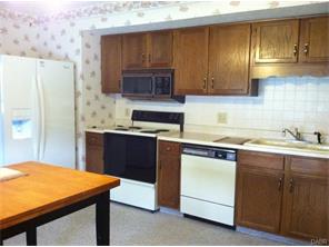 535 Archer Ln, Springfield, OH 45503 photo 4