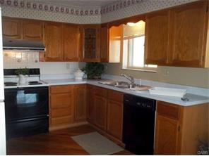 4058 Maxwell Dr, Bellbrook, OH 45305 photo 2