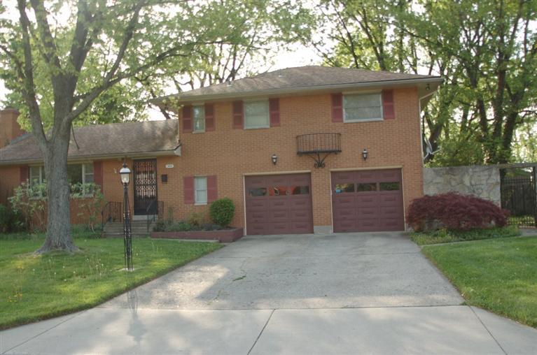 4516 Wing View Ln, Dayton, OH 45429 photo 1