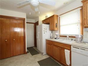 89 Crown Point Mdws, Dayton, OH 45458 photo 4
