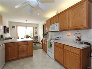 89 Crown Point Mdws, Dayton, OH 45458 photo 14