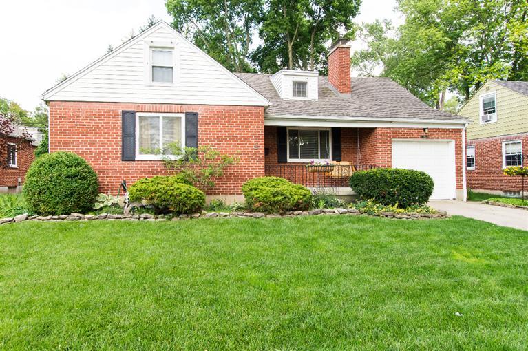 3102 Fairway Dr, Dayton, OH 45409 photo 1