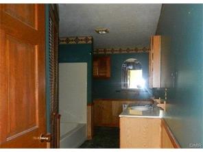 9 Race St, Spring Valley, OH 45370 photo 4