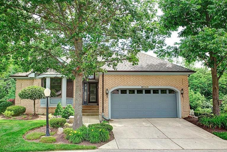6848 Chardonnay Dr, Dayton, OH 45459 photo 1