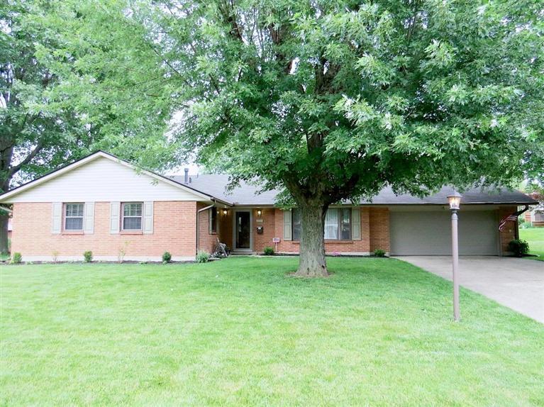 4316 Clarendon Dr, Dayton, OH 45440 photo 1