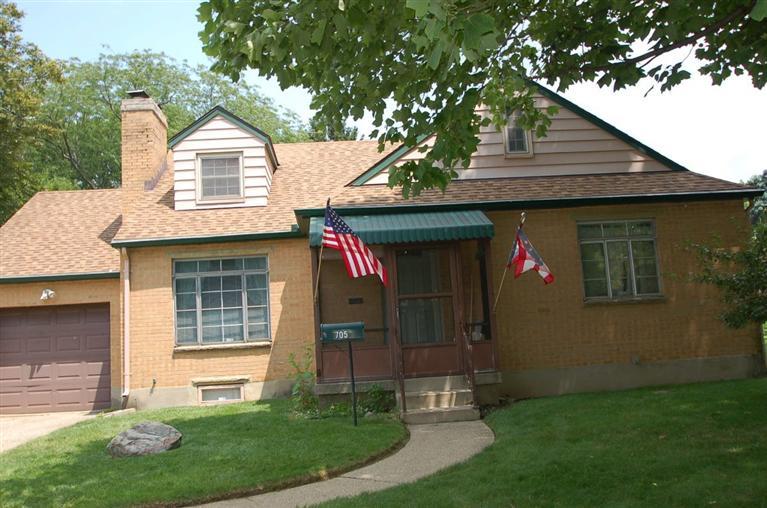 705 Schuyler Dr, Dayton, OH 45429 photo 1