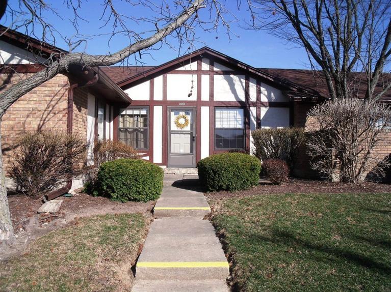 822 Pine Needles Dr, Dayton, OH 45458 photo 1